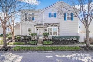 9408 Meadowmont View Dr, Charlotte, NC 28269