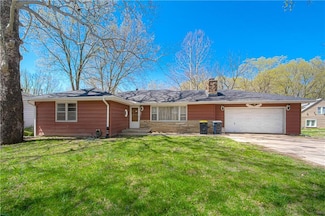 8116 N Main St, Kansas City, MO 64118