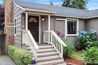 1339 N 167th St, Shoreline, WA 98133