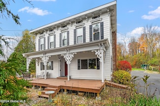 23 Rockefeller Rd, Delmar, NY 12054