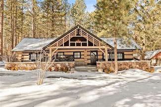 572 Jeffries Rd, Big Bear Lake, CA 92315