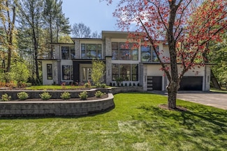 15 Tyler Rd, Lexington, MA 02420