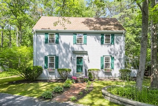 1441 Old Post Rd, Marstons Mills, MA 02648