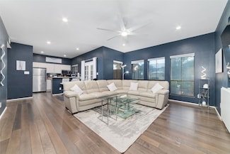5000 Milwee St Unit 77, Houston, TX 77092