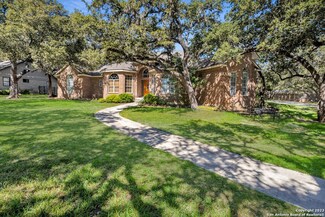 8637 Classic Oaks Ln, San Antonio, TX 78255