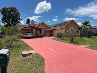 822 SW Carmelite St, Port Saint Lucie, FL 34983