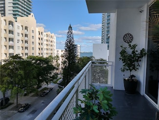 444 NE 30th St Unit 607, Miami, FL 33137