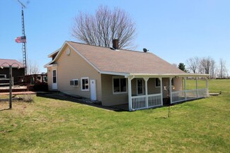 7086 Brickyard Rd, Holton, MI 49425
