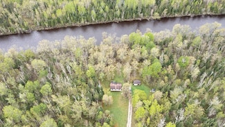 1529 Riddell Rd, Cook, MN 55723