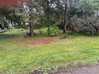 1122 Parker Ave, Kalamazoo, MI 49008