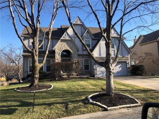 13173 England St, Overland Park, KS 66213