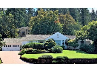 2095 Fairmount Blvd, Eugene, OR 97403