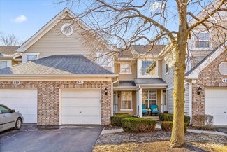 941 Sheridan Cir Unit 210704, Naperville, IL 60563