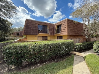 5292 Brook Ct Unit 211, Orlando, FL 32811