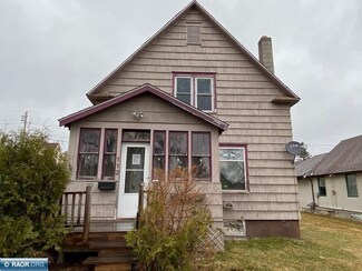 112 W Nebraska Ave, Gilbert, MN 55741