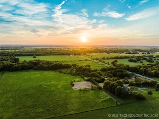 3 Old Town Rd, Wagoner, OK 74467