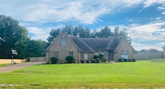 3705 Castle Pointe Dr, Southaven, MS 38672