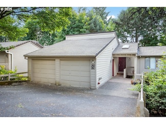 280 Cervantes Unit 280, Lake Oswego, OR 97035