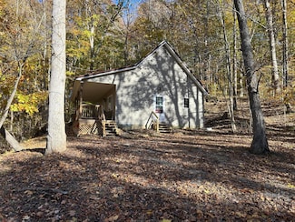 329 Kinzer Rd, Bainbridge, OH 45612