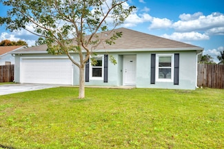 2261 SE Gaslight St, Port St. Lucie, FL 34952