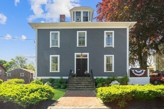 1 Harris St, Marblehead, MA 01945