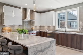 2006 Renaissance Walk, Philadelphia, PA 19145