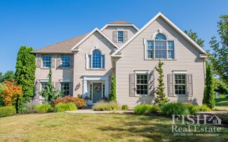 71 Carriage Square, Montoursville, PA 17754