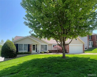 2970 Landau Ct, Saint Charles, MO 63301