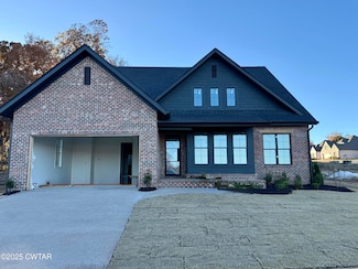 13 Kings Pond Cove, Jackson, TN 38305