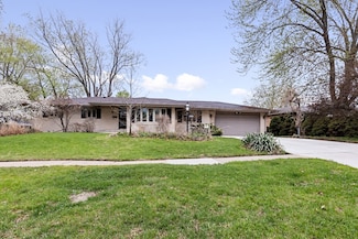 3617 Fleetwood Dr, Rockford, IL 61101