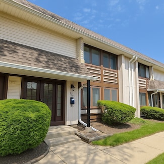 5567 Court f Unit 179, Hanover Park, IL 60133