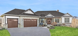 10208 Oakdale Dr, Huntley, IL 60142