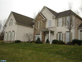 16 Winding Brook Dr, Reading, PA 19608