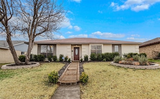922 Field Trail Dr, Mesquite, TX 75150