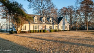 96 Small Dr, Elizabeth City, NC 27909