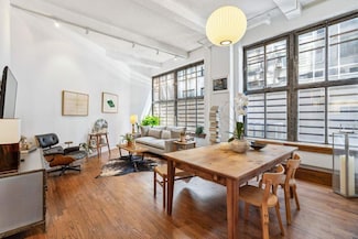 21 E 22nd St Unit 2F, New York, NY 10010