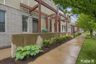 600 Douglas St NW Unit 612A, Grand Rapids, MI 49504