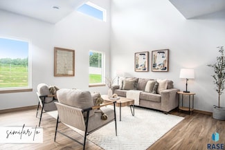 6202 S Ruby Jean Place, Sioux Falls, SD 57108