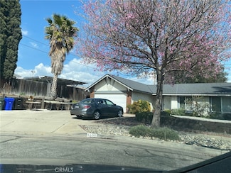 9605 Emerald Ct, Fontana, CA 92335