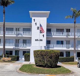 11251 80th Ave Unit 305, Seminole, FL 33772