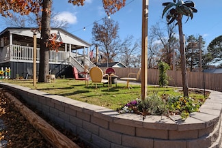 392 Kiawa Dr, Eucha, OK 74342