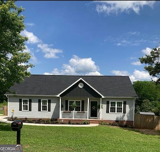 19 Laura Ln, Ringgold, GA 30736