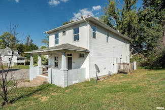 609 S Poplar St, Carbondale, IL 62901