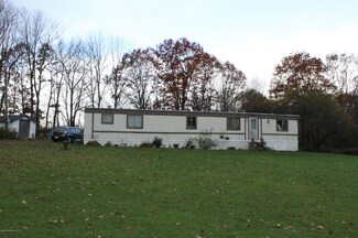 2687 Easton Turnpike, Waymart, PA 18472