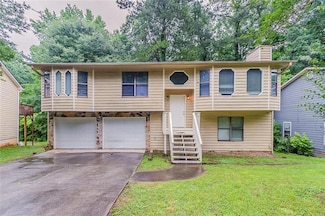 2218 Lowtrail Ct, Lithonia, GA 30058