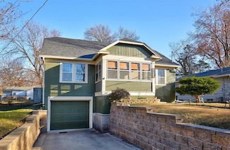 1331 57th St, Des Moines, IA 50311