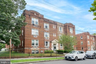 1404 Tuckerman St NW Unit 301, Washington, DC 20011