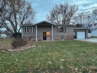 1308 Birch St, Aurora, NE 68818