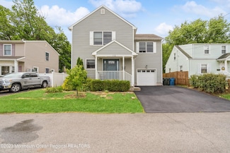 12 5th St, Keansburg, NJ 07734