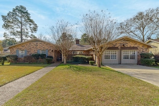 2306 Clayton Place, Hattiesburg, MS 39402
